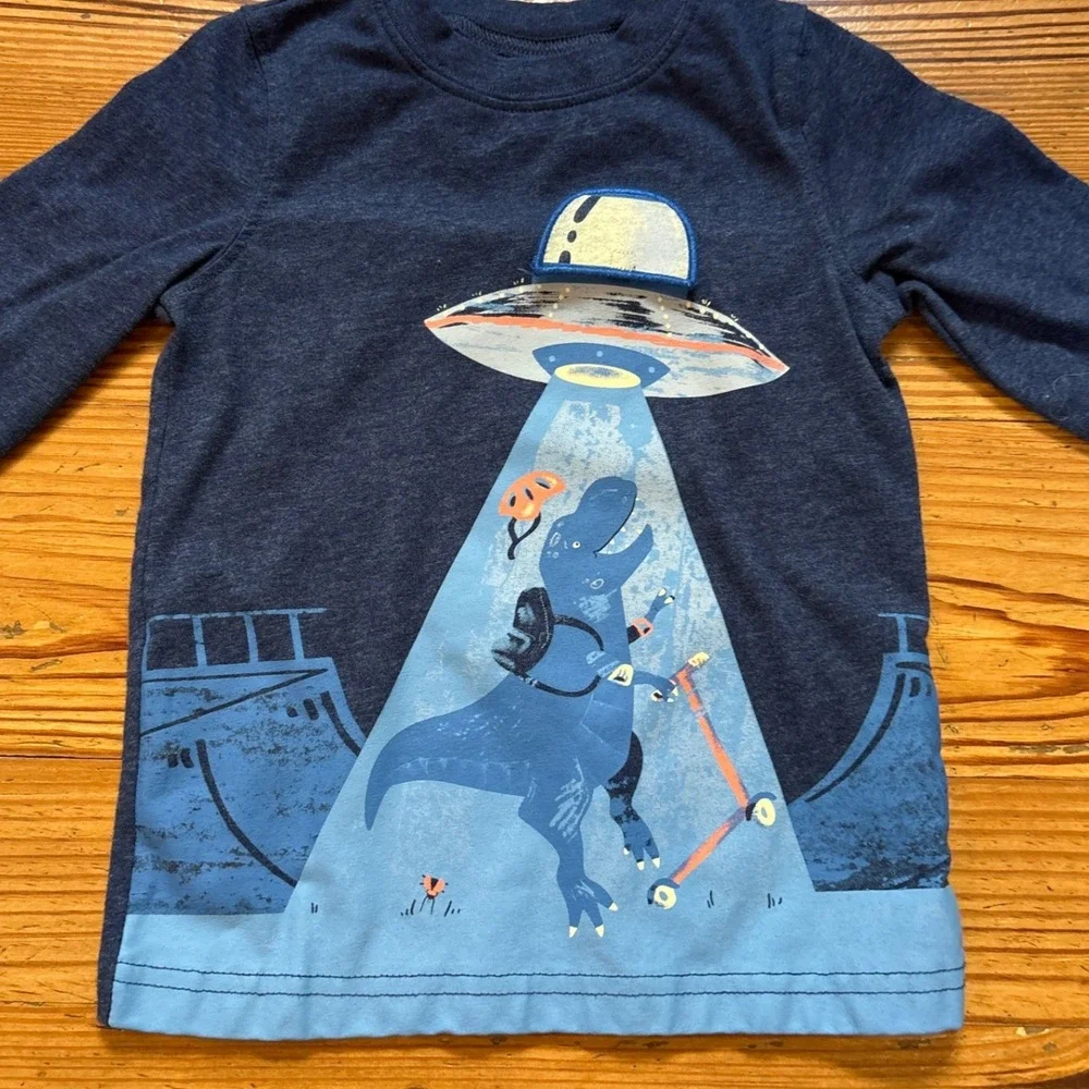 Carter's Graphic Tee Kids Blue‎ Excellent UFO Dinosaur Scooter SIZE 2T